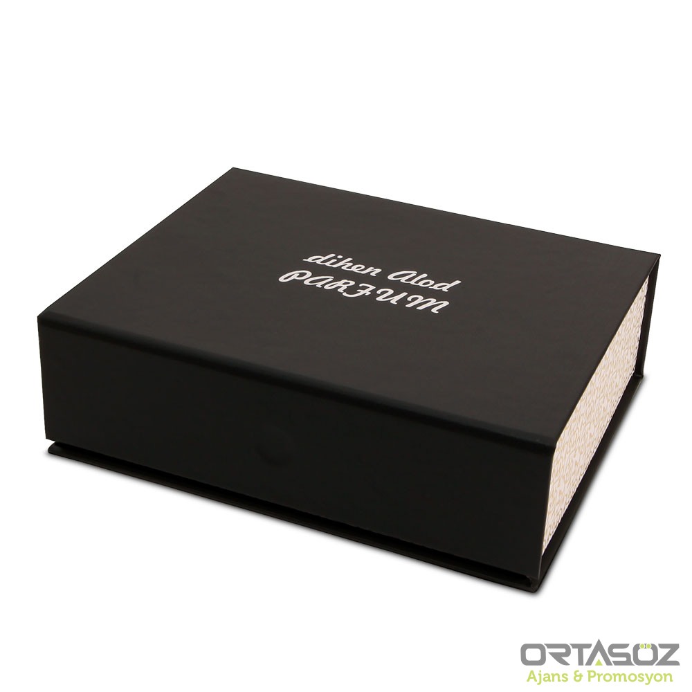 KUTU 3 CİLT BEZİ MUKAVVA SIVAMA MIKNATISLI KUTU